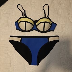 Triangl Women's Bikini Set S (top) M (bottom) Swimsuit Swimwear Neoprene Blue